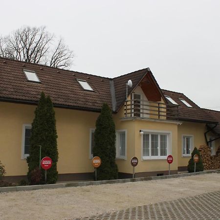 Dom Via Jasna Demaenova Villa Lipótszentmiklós Kültér fotó