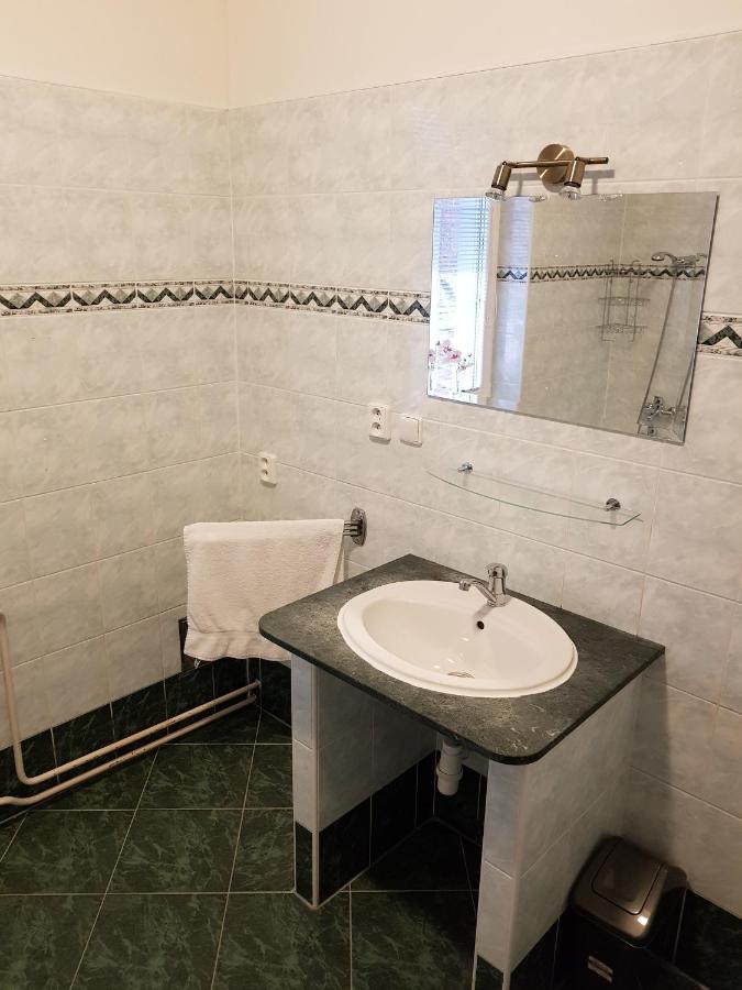 Dom Via Jasna Demaenova Villa Lipótszentmiklós Kültér fotó